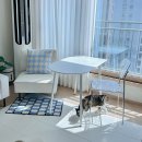 망치네식탁 | e스마트 플레 반원형 테이블 식탁으로 화이트 거실 꾸미기