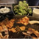 ssack쓰리솥뚜껑김치삼겹살