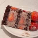 카페디아즈 롯데백화점 동탄점 용인화성동탄 케이크맛집 딸기초코케이크 생일기념