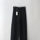 야크 니트 팬츠 이미지