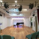 라율아트홀 이미지