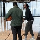 실내 코트에서 호아킴 노아와 농구 하는 사진을 인스타에 올린 루올 뎅 이미지
