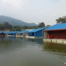 초원 낚시터 이미지