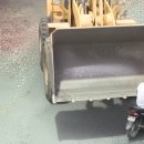 로더 버켓 사고-REALLY BAD FRONT LOADER ACCIDENT 이미지