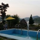 호숫가 펜션 이미지