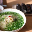 정성을 다해 뽑아내는 한가닥. 맛과 풍미의 결정체, 자가제면 맛집