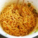 라면볶이 VS 스파게티 VS 치즈볶이 VS 짜장볶이 이미지