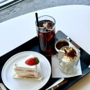 마창대교 밑 | [경남 창원] 귀산 카페 추천, 마창대교 오션뷰 디저트 맛집 “하우요커피”