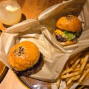 드래곤타이 | [교토 맛집] 교토에서 우연히 발견한 숨은 맛집 2곳｜드래곤버거·타이테라스 솔직후기