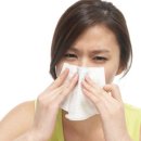 감기와 헷갈리는 알레르기 비염, 증상과 치료법은 이미지