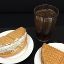 의정부경전철 송산역 | 의정부 와플맛집 카중와플 카페인중독 의정부민락점 후기