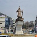 송상현광장 동상 우측 | 여수 가볼만한곳 이순신광장 주변 볼거리 동선 추천