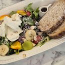 여유로운 아침의 클래식 산책 이미지