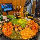 솥뚜껑삼겹살 - 파주시 동패로 95 | 솥뚜껑삼겹살