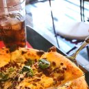 피자와치킨 | 연신내 피자 맛집 VIVO PIZZA에서 반반피자와 치킨윙 먹은 후기