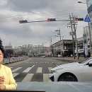 신호대기 횡단보도 이미지