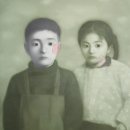 중국 현대미술 : I. ﻿Zhang Xiaogang - 망각과 기억의 편린들 이미지