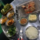 꿀꿀이연탄갈비 이미지