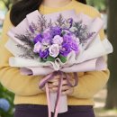 목화약국 | 졸업식 꽃다발 비누꽃 추천 보라장미 포함 학예회 발표회 선물용 인기 플라워다발 정리