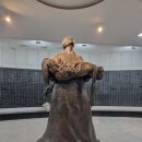 518기념 시설물 | 광주 518 공원 기념문화센터 산책로 탐방기