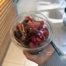 커피인류위례중앙 | [우지커피 위례중앙점] 딥초코 베리라떼 솔직 후기