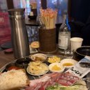 돌섬바다 | 용산구 이태원역 바다포차돌섬 방어회 들깨 꽃도리탕 맛집 후기