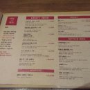 경복궁역 3번 출구 앞 이미지