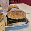 굽은다리역 | 굽은다리역 버거리 후기｜영화보기 전 점심