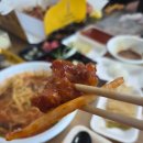 속초 여행 중앙시장 먹거리 닭강정 맛집 서민갑부시장통닭 더덕통닭 후기