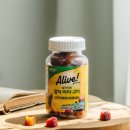 ㈜한결에너지 | 온 가족이 맛있게 챙기는 하루 영양습관 얼라이브 멀티비타구미 후기 (최우식 모델)