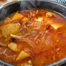 돼지듬뿍진짜김치찌개 이미지