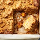 Brown Butter Peach Cake (브라운 버터 피치 케이크) 이미지