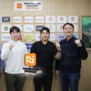 스마트폰으로 연결되는 디지털 세상 이미지