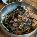참나무도토리막국수 이미지