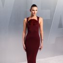 3/15 [비토리아 세레티] Vanity Fair 오스카 파티 이미지