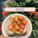 사가정역 카페 조용하고 분위기 좋은 헤르헤르 카페 딸기 크림치즈 토스트