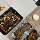 세븐일레븐 금천롯데캐슬3차점 | 신동엽 가성비 위스키 '블랙서클' 하이볼과 반반 족발의 완벽한 조화! 🥃🍖