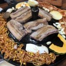 수락솥뚜껑김치삼겹살