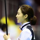 미소짓는 체육관 이미지