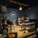 🎵 수원 망포 음악듣는 맥주집 앳더블루(At The Blue) — 엘피바 방문 후기