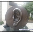 교대역 8번출구 앞 이미지