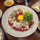 부드러운 식감과 신선한 풍미! 줄 서서 먹는 전국 육회 맛집 5 이미지