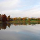 호숫가의아침 이미지