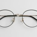 아이케어 안경 이미지