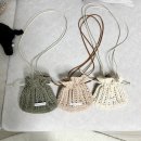 내뜰안 | [코바늘] 벚꽃 아래에서 더 빛나는 뜰안 뜨개공방 '허그미 파우치백' 패키지 내돈내산 후기