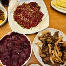 뒷골뭉티기육회 이미지