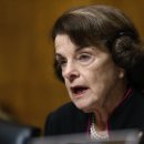 Trump crowd finds a new target to lock up: Feinstein by David Knowles 이미지