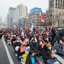 새해 첫 토요일, 도심서 촛불행동·자유통일당 등 대규모 집회 열려 이미지