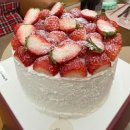 엘포스트레 | 광안리에서 제일 맛있는 딸기케이크 엘포스트레 내돈내산 후기