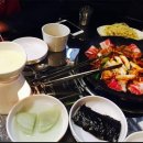 육회랑 쭈꾸미랑 이미지